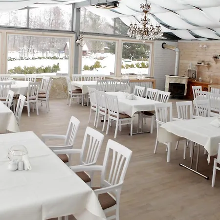 Jabłoń Lake Resort-2